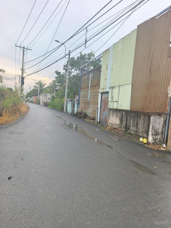 Bán đất thổ. dt 10*50m mặt tiền đường nhựa