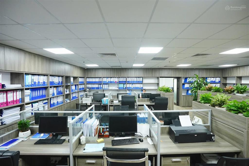 Cho thuê sàn văn phòng hạng a  vinaconex 495c bạch mai, dt 232.5m2.  mr hà 0962 252 ***