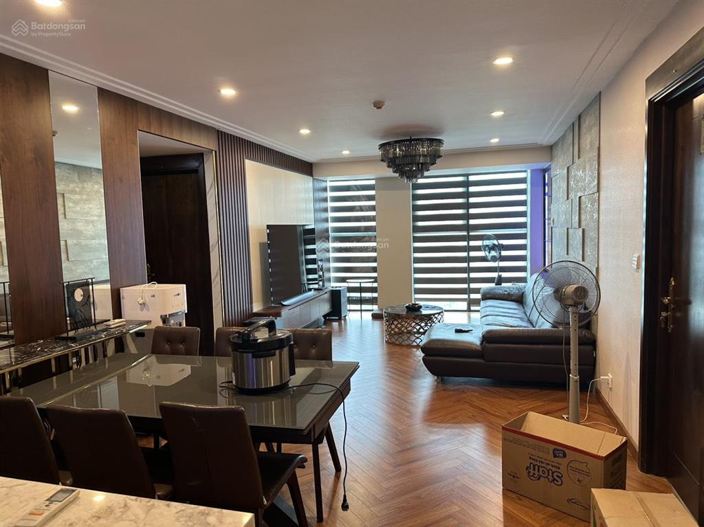 Bán ch 2pn + 1 dự án hoàng thành tower 114 mai hắc đế, dt 123.5m2.  0962 252 ***