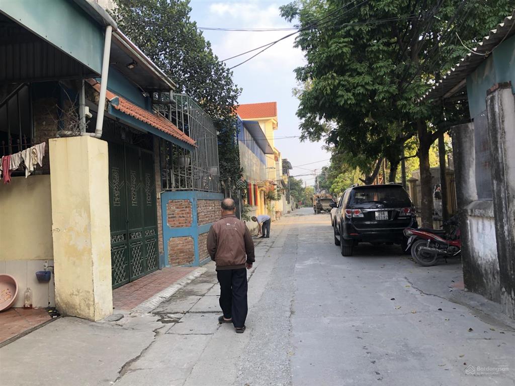 Bán nhà mặt phố thôn tân hà, xã đông mỹ (nam phù) hà nội. 150m2, mt 8m, giá 140tr/m2.  0962 252 ***