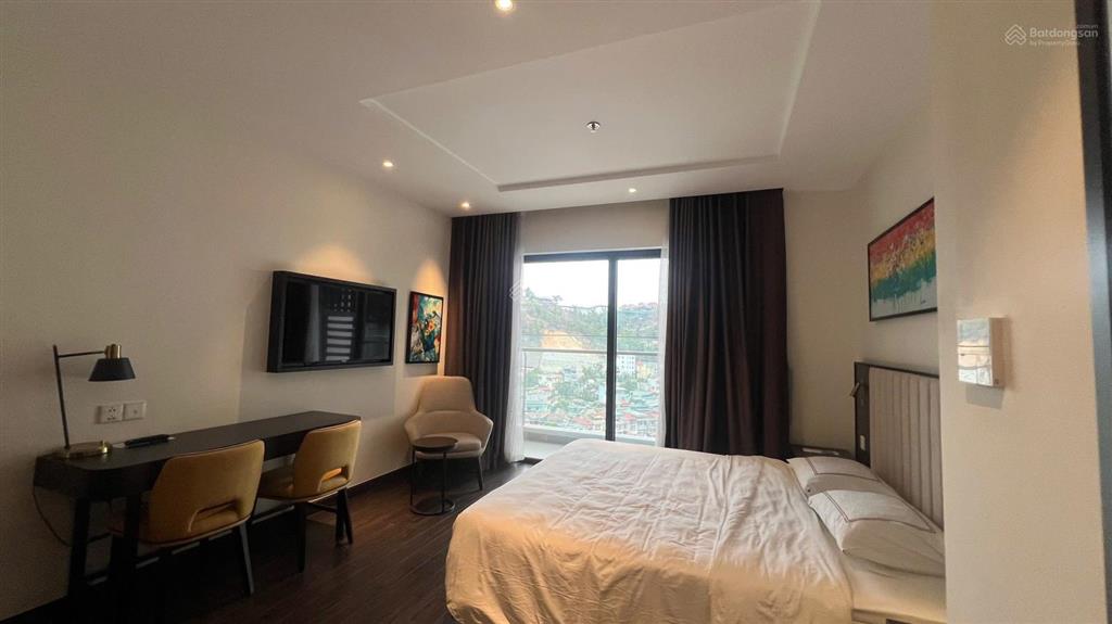 Chính chủ bán nhanh studio toà sapphire s2. giá thoả thuận 1,4x ban công đông bắc.  0936 915 ***