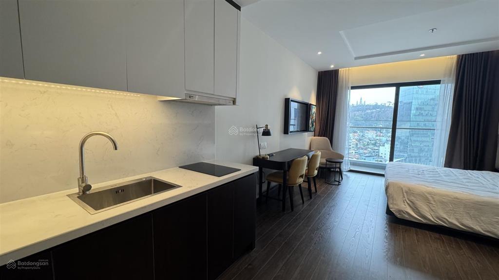 Chính chủ bán nhanh studio toà sapphire s2. giá thoả thuận 1,4x ban công đông bắc.  0936 915 ***