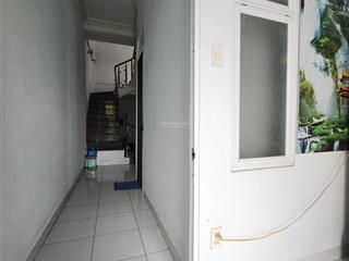 Yên thế nhà 2.5 tầng view công viên 130m2, 7.9 tỷ