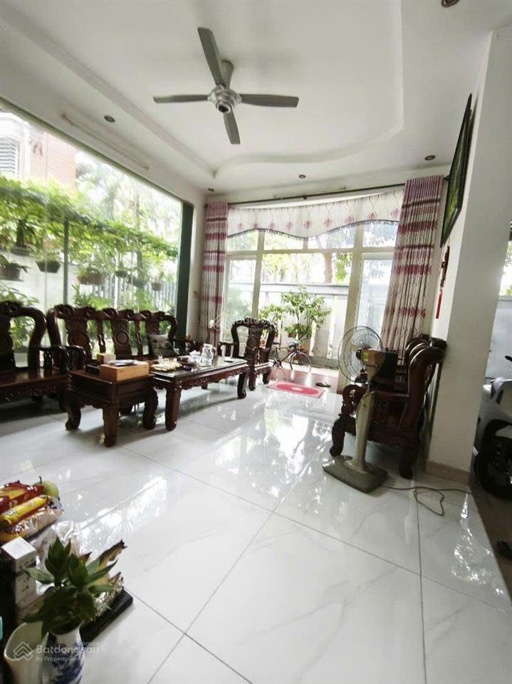Bán biệt thự 4 tầng 240m2, 12x20m lê thị riêng, thới an quận 12 giá 18,8 tỷ thương lượng
