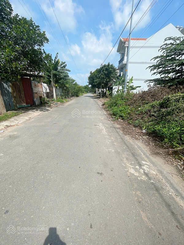 Bán nhà 3 tầng kdc phú nhuận, lê thị riêng, thới an 140m2, 7x20m, 9,5 tỷ còn tl