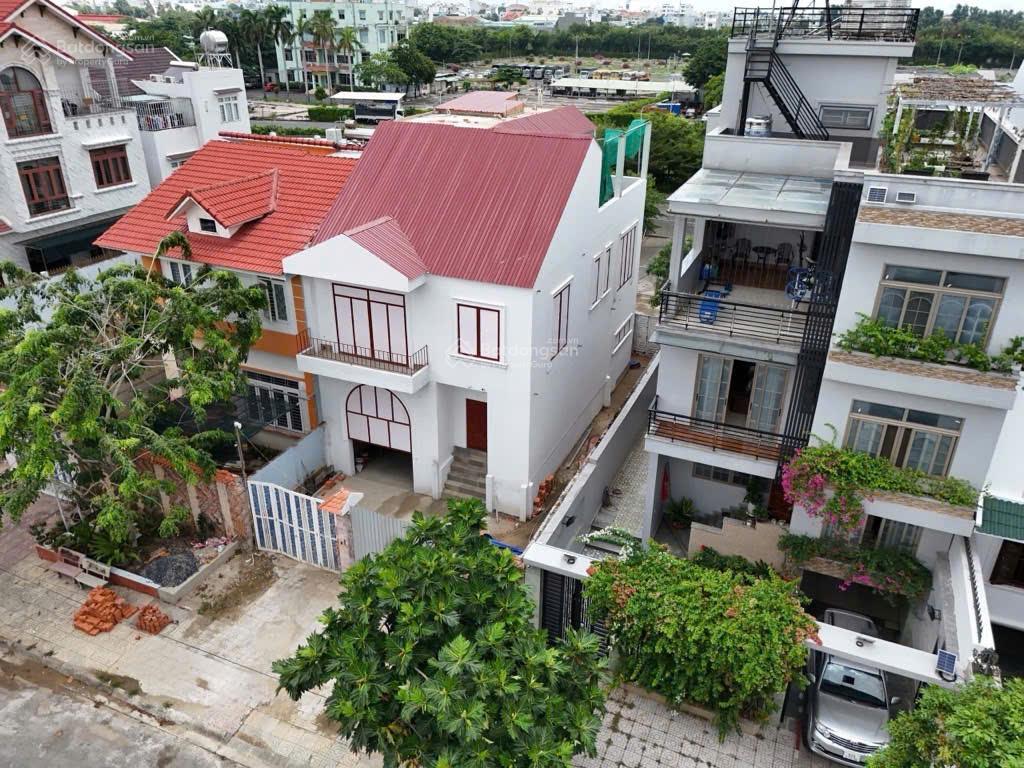 Bán nhà biệt thự 18 tỷ siêu vip thới an, 4 tầng, 209m2, 10x20m, đường siêu rộng 25m, lê thị riêng