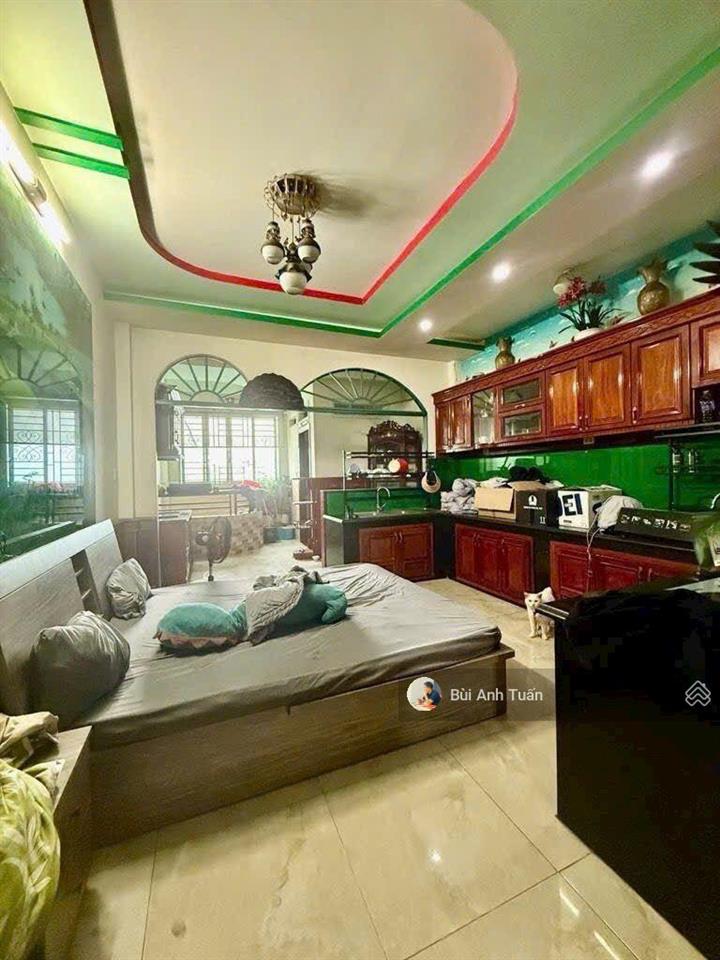 Bán gấp nhà mặt tiền kd 4 tầng 150m2 nguyễn ảnh thủ  vị trí đắc địa 4.5x34m, giá chỉ 13,6 tỷ tl