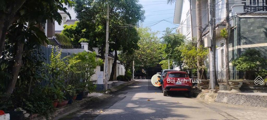 Bán biệt thự 240m2 4 tầng, 12x20m, lê văn khương, thới an quận 12, giá 18. x tỷ còn thương lượng