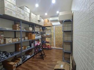 Ngõ ô tô 5tạ lùi cửa, ngõ nông, vị trí đẹp, nhà cũ 3 tầng, thoáng trước thoáng sau