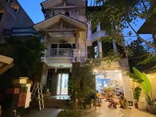 Bán nhanh biệt thự mặt phố ngọc thụy diện tích 316m2 mặt tiền 10m  gara  thang máy  giá 57,8 tỷ