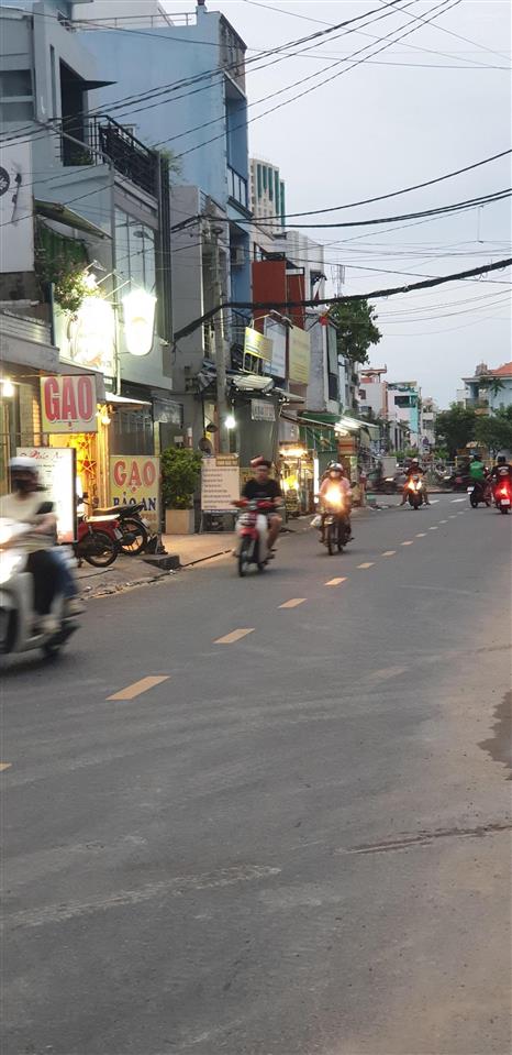 Nhà 4 tầng sát mặt tiền nguyễn chế nghĩa q8 dt 4x16 nhỉnh 7 tỷ