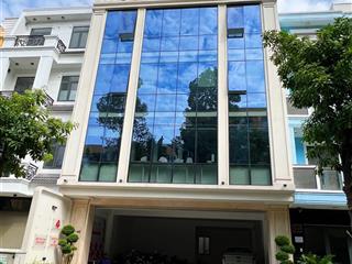 Bán văn phòng đang cho thuê nhà phố