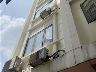 Cho thuê nhà nguyên căn việt hưng  long biên giá 10.5 triệu