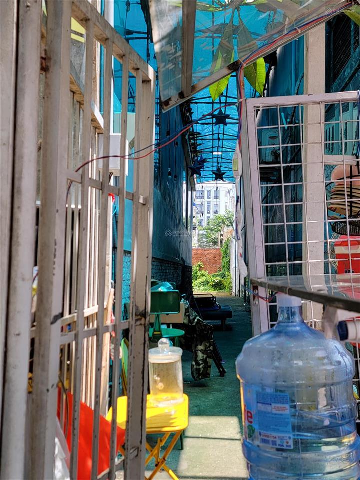 Chính chủ cần cho thuê nguyên tầng có thang máy, lối đi riêng, bãi xe riêng biệt