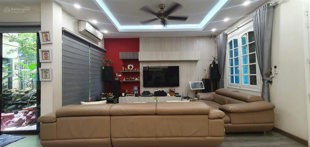 Cần bán biệt thự tại ngọc thụy, lb 3 tầng có sân vườn, chuẩn không gian sống bình yên, giá 60 tỷ