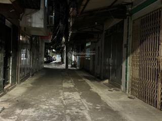 Nhà dân xây ở ngay, 51m2, 4 tầng, 5 phòng ngủ, 10m ra ngõ ôtô, giá hơn 5 tỷ