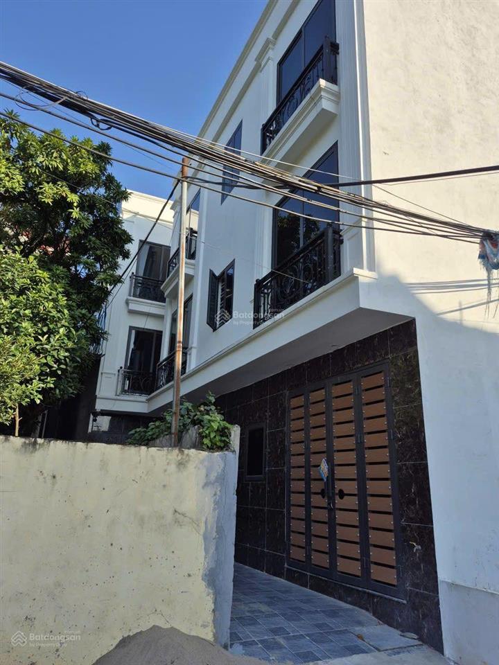 Bán nr 3pn, 3wc, 2,8 tỷ, 32,1m2 ở quốc lộ 6, phụng châu, chương mỹ, hn giá siêu hời