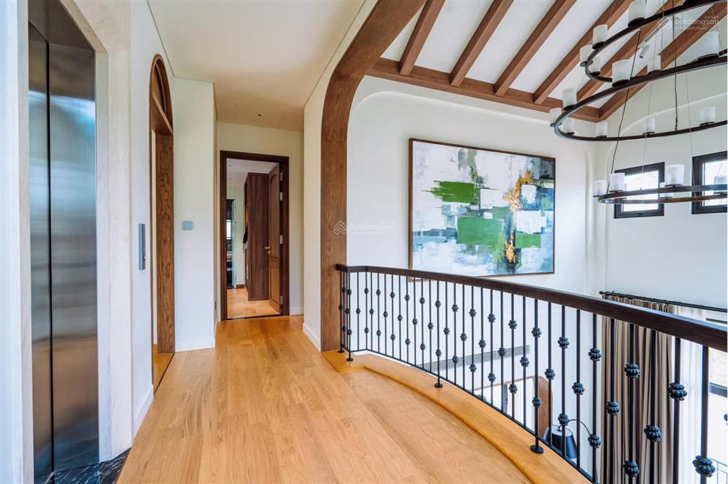 Nhượng suất ngoại giao biệt thự song lập 245,15m đợt 1, giá rẻ hơn 2 tỷ . ký hđmb trực tiếp cđt