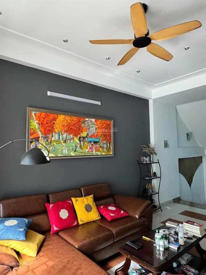 Bán nhà mặt tiền cư xá bắc hải 7x15m, 3 lầu, nhà đẹp mới, giá 23.5 tỷ (bán gấp)