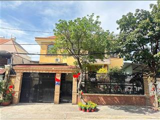 Cần bán nhà biệt thự, chính chủ tại khu dân cư cao cấp tên lửa