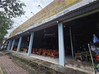 Tổng diện tích 998m2, thổ cư 964m2 giá 85tr/m sổ đỏ chính chủ
