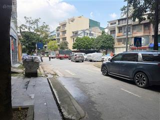 Dòng tiền 3,6 tỷ / năm  toà 8 tầng  57 phòng khép kín