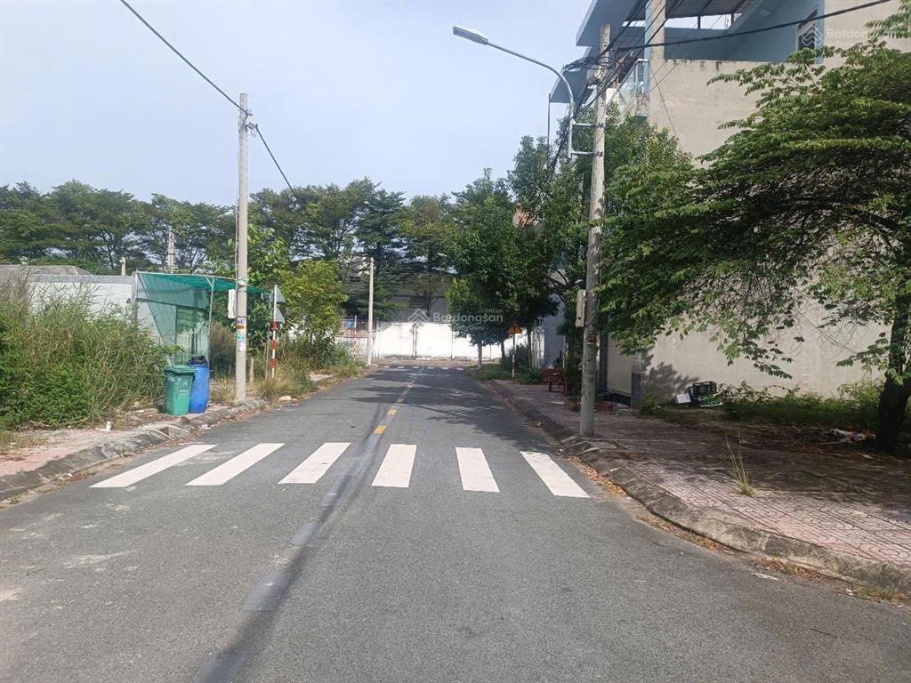 Bán gấp lô 80m2 chỉ 2,5tỷ ngay an phú, tp.thuận an  dân đông đường nhựa đẹp