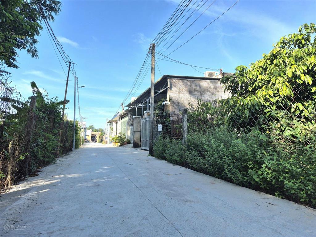 Đường bê tông gần kcn phước đông 12*19.5m có 100m2 thổ cư, chỉ 1,3 tỷ