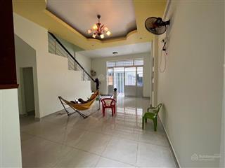 Hẻm quy hoạch 8m, cách mặt tiền phú định 20m  ngang 5x20m  2 tầng  shr  hcđ  quận 8