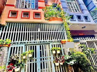 Nhà 3 tầng , hxh quận 8 , 60m2 dts 138,6m2 , shr , khu đồng bộ , gần cầu lò gốm.