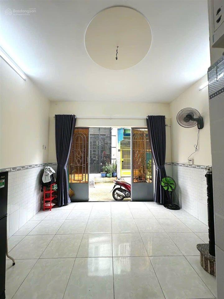 Nhà hiếm có hiệp thành chỉ 2,59 t 2 tầnghxh quay đầu thông thoáng ngay trạm xb hiệp thành