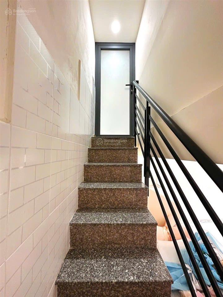 Nhà hiếm có hiệp thành chỉ 2,59 t 2 tầnghxh quay đầu thông thoáng ngay trạm xb hiệp thành