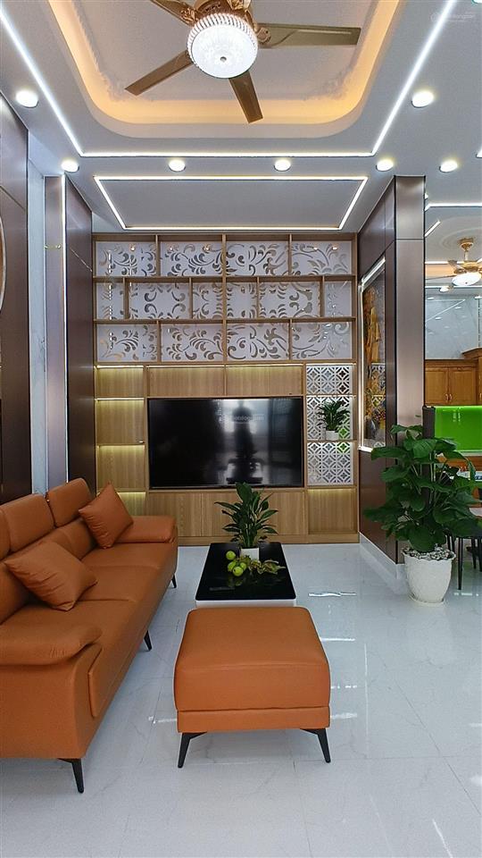 Thới an, q12 nhà chuẩn châu âu ở ngay đón tết  xe hơi trong nhà  full nội thất