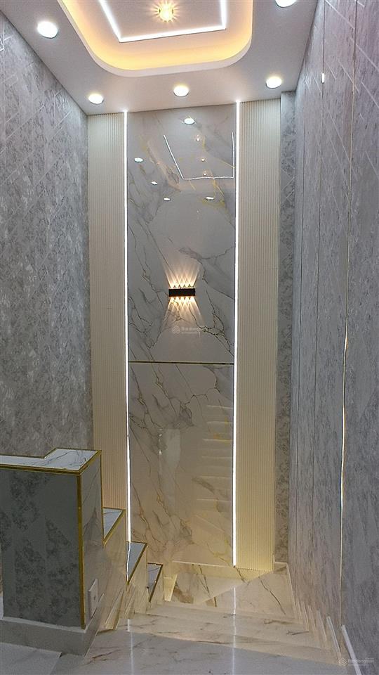 Thới an, q12 nhà chuẩn châu âu ở ngay đón tết  xe hơi trong nhà  full nội thất