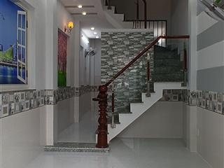 Chỉ hơn 3 tỷ nhà 3 tầng mới 100% gần chợ, gần metro  qua cầu trường đai chỉ vài phút