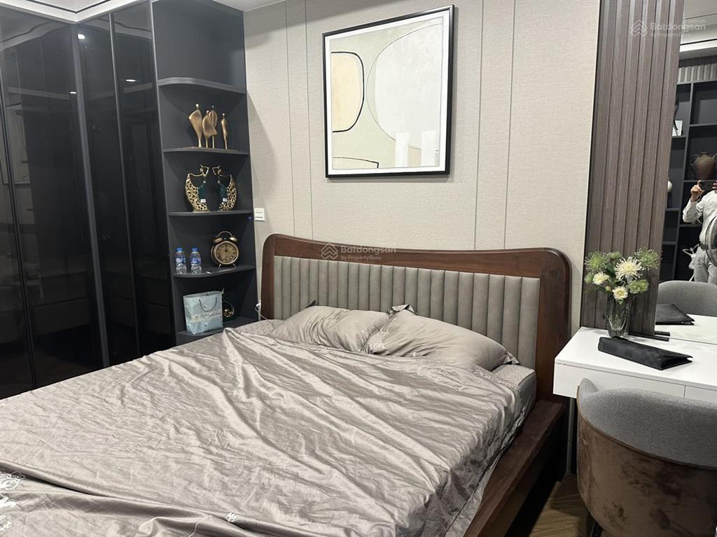 Em khải cho thuê căn hộ 2n2vs, 79.86m2, nội thất full, giá 17tr/tháng, tốt nhất vinhomes gardenia