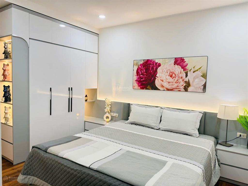 Bán căn hộ 2n2vs, 78m2, giá chỉ nhỉnh 7 tỷ bao trọn thuế phí, full nội thất mới dự án goldmark city