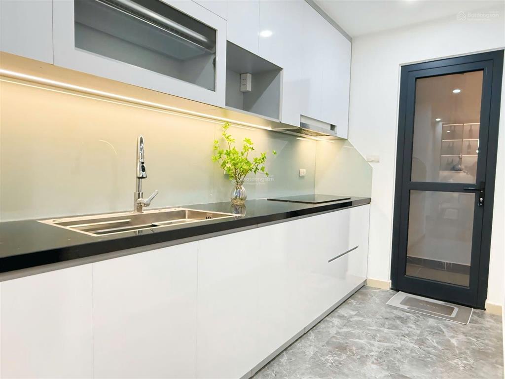 Bán căn hộ 2n2vs, 78m2, giá chỉ nhỉnh 7 tỷ bao trọn thuế phí, full nội thất mới dự án goldmark city