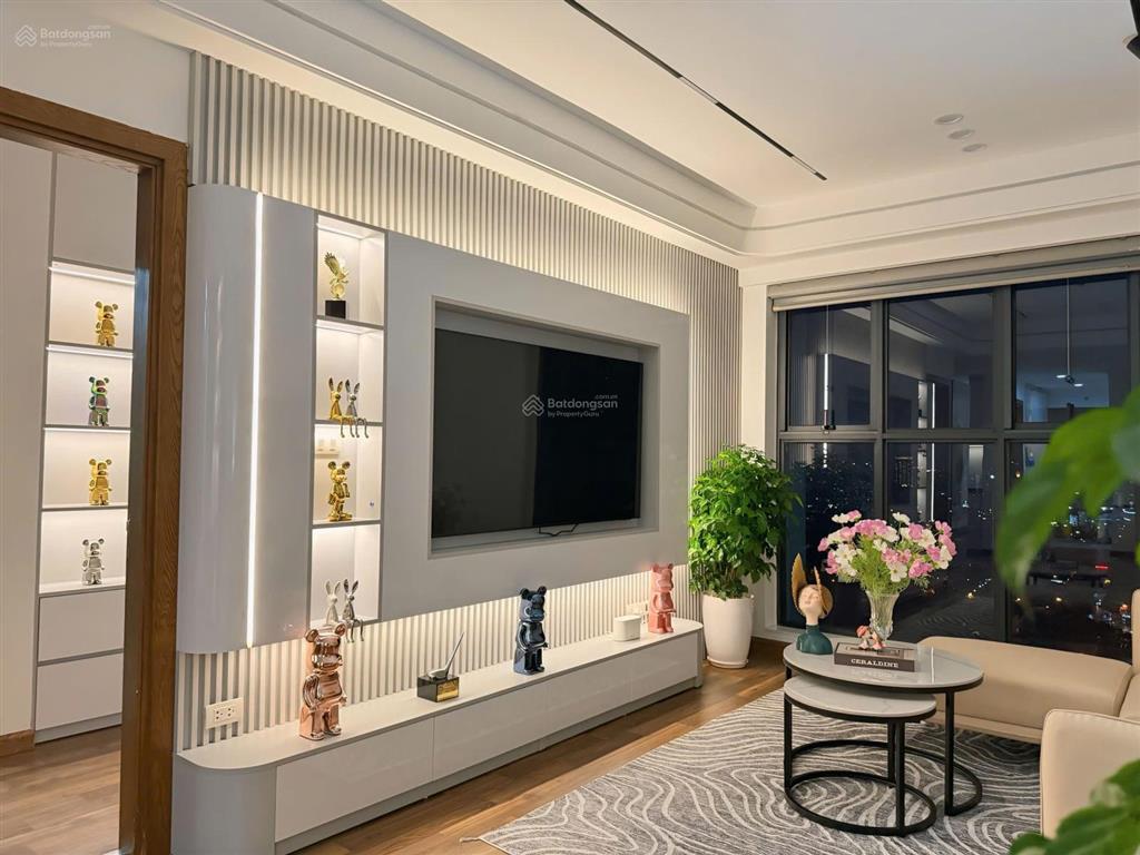 Bán căn hộ 2n2vs, 78m2, giá chỉ nhỉnh 7 tỷ bao trọn thuế phí, full nội thất mới dự án goldmark city