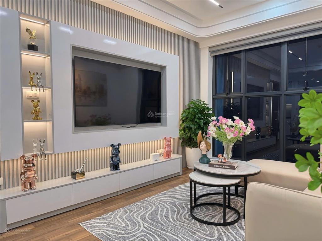 Bán căn hộ 2n2vs, 78m2, giá chỉ nhỉnh 7 tỷ bao trọn thuế phí, full nội thất mới dự án goldmark city