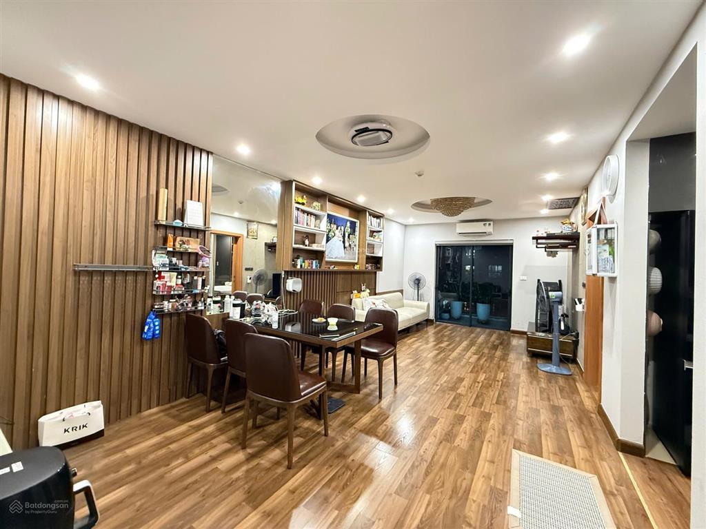 Bán căn hộ trục hiếm 2pn, 2wc, 86m2, 7.x tỷ tại goldmark city, phú diễn, bắc từ liêm, hà nội