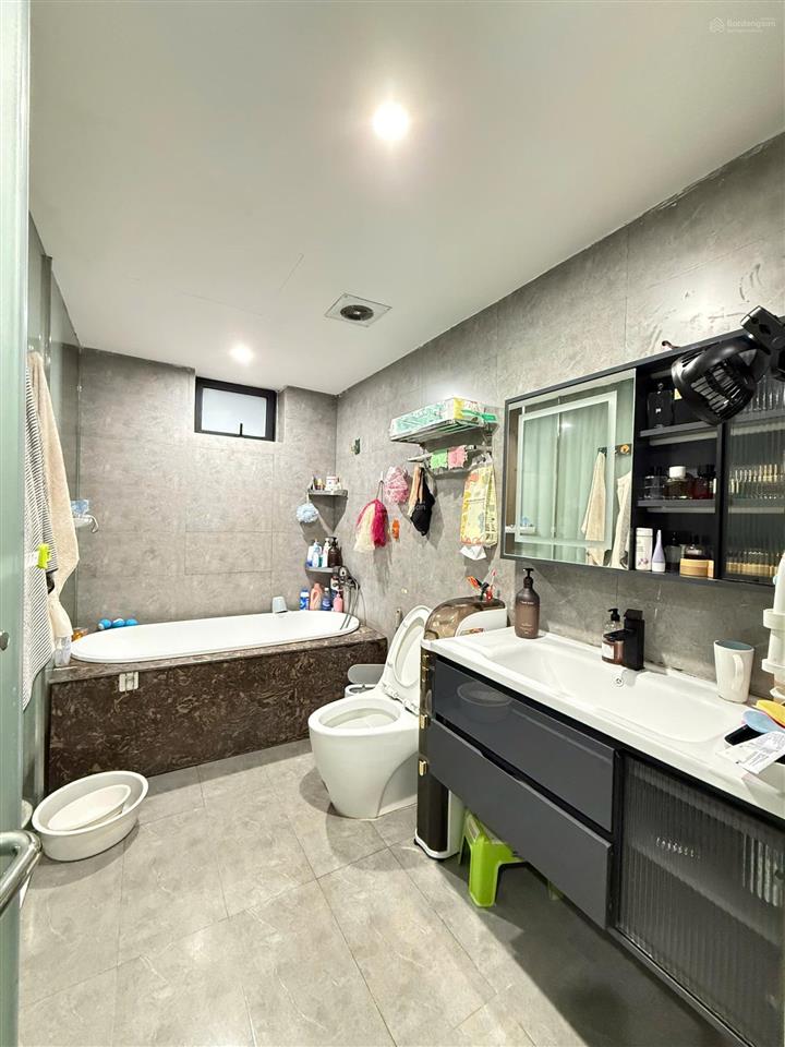Bán căn hộ trục hiếm 2pn, 2wc, 86m2, 7.x tỷ tại goldmark city, phú diễn, bắc từ liêm, hà nội