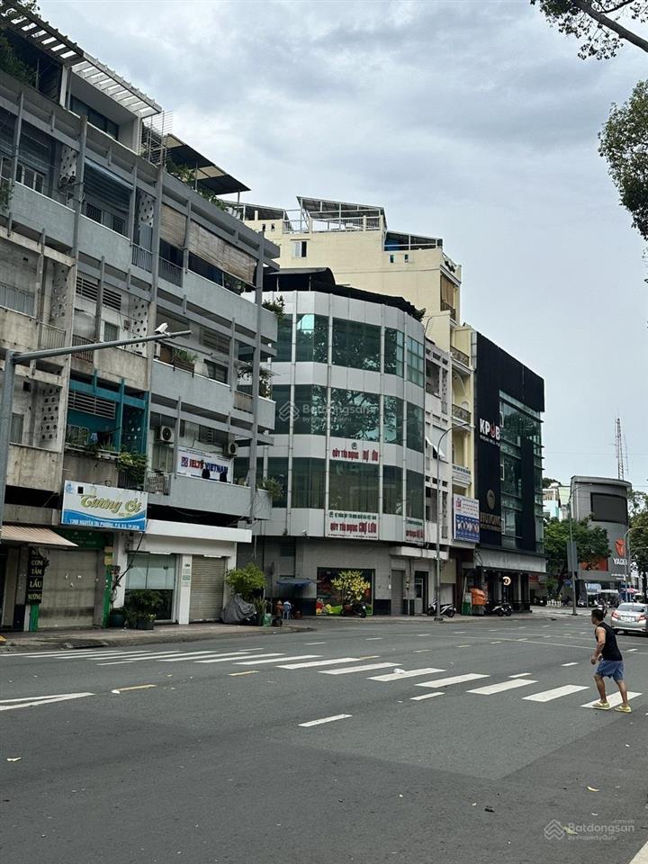 46 tỷ. toà nhà 6 tầng mt nguyễn tri phương , q. 5 . 5,5 x 20m