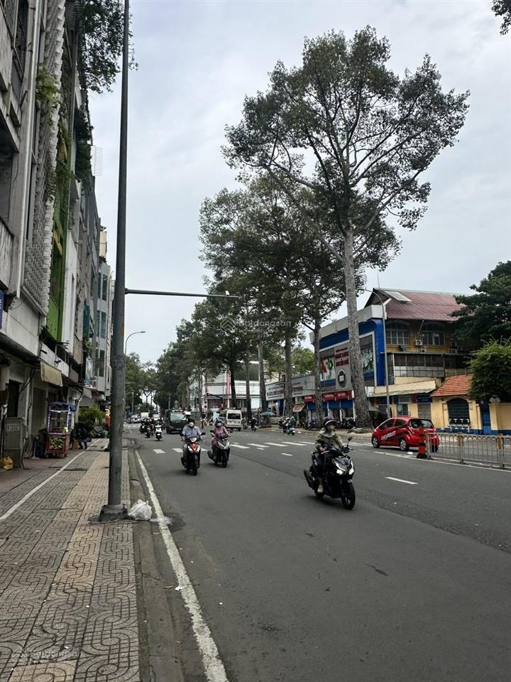 46 tỷ. toà nhà 6 tầng mt nguyễn tri phương , q. 5 . 5,5 x 20m