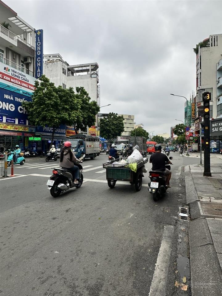 24 tỷ giảm còn 22,5 tỷ. nhà 5 tầng mt lũy bán bích, q. tân phú. 3.9x 24m nở hậu 4.6m