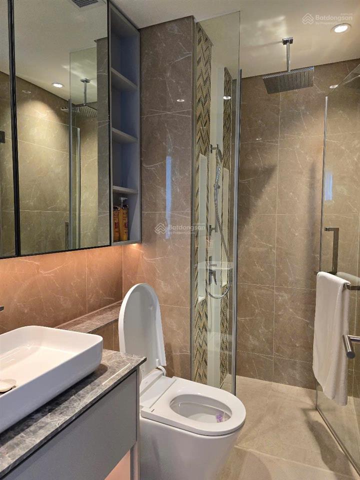 Cần bán gấp, đi nước ngoài, chung cư richmond city, căn 72m2, 2pn, 2wc, full nt, giá 4.3 tỷ