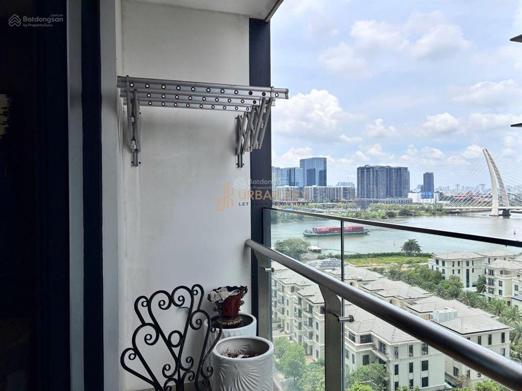 Chủ đi nước ngoài, cần bán gấp, chung cư the marq, căn 73m2, 2pn, 2wc, full nt (giá chỉ 14.2 tỷ)