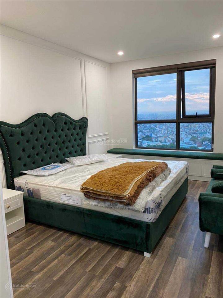 Chính chủ cho thuê vinhome golden river ( vinhomes bason )đẹp như mơ,72m2, 2pn, 2wc, full,giá 24tr