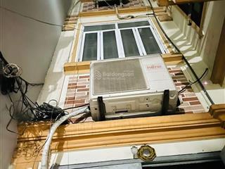 Bán nr tại hoàng quốc việt, 6,5 tỷ, 36m2, 5 tầng, 6pn, 4wc, chính chủ, xung quanh các trường học