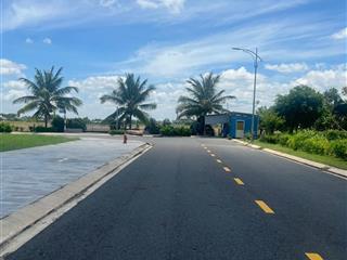 Đất nền khu vực hot giáp bình chánh . đường lớn sẵn sổ khu compound an ninh tuyệt đối .